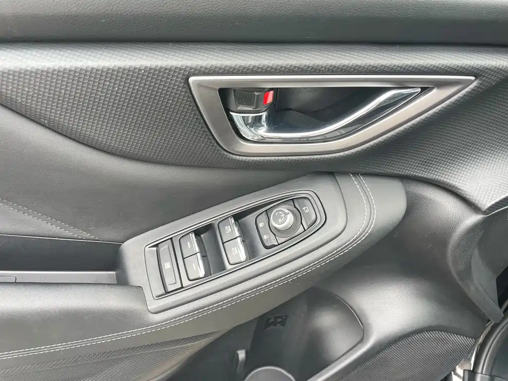 Subaru Forester 2019 — фото 13