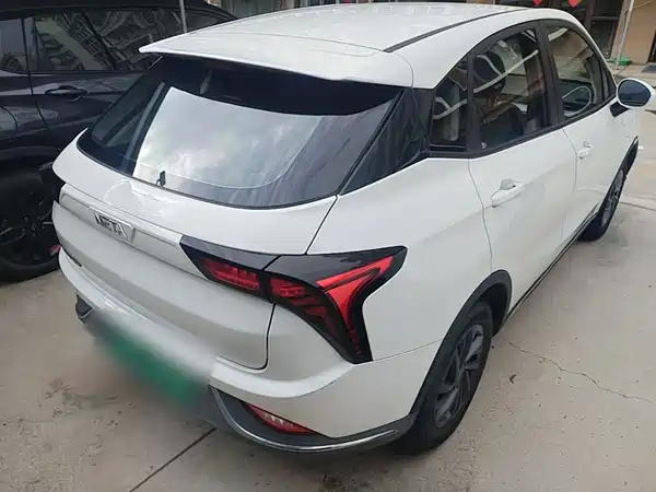 Neta V 2022