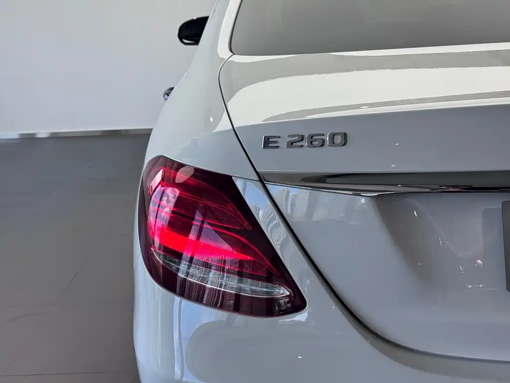 Mercedes-Benz E-Class 2019