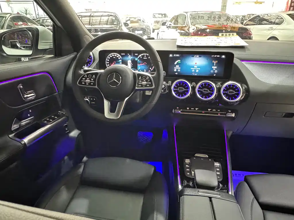 Mercedes-Benz GLA 2021 — фото 12