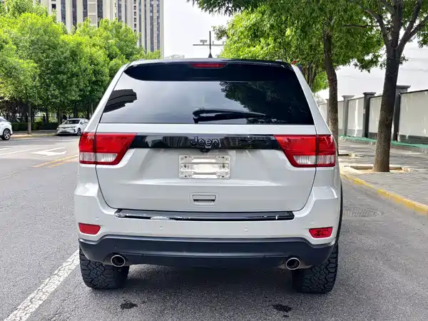 Jeep Grand Cherokee 2012