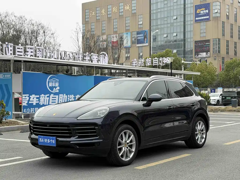 Porsche Cayenne 2019 — фото 1