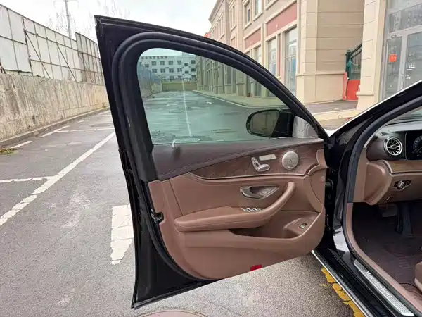 Mercedes-Benz E-Class 2019