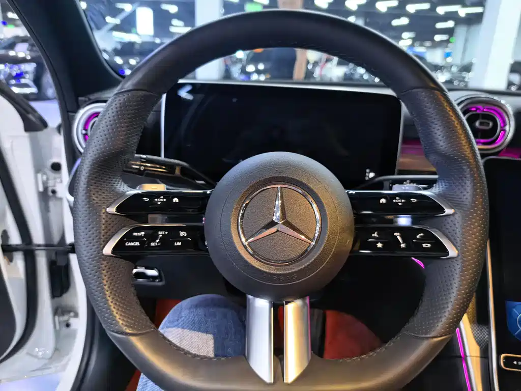 Mercedes-Benz C-Class 2022 — фото 4