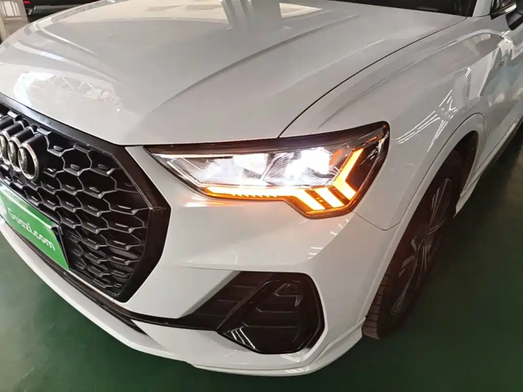Audi Q3 Sportback 2022 — фото 24