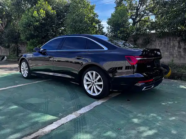 Audi A6L 2022