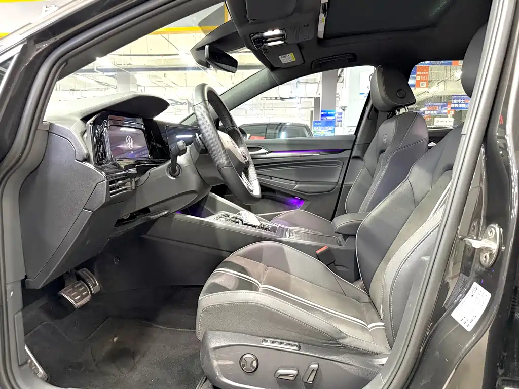 Volkswagen Golf 2022