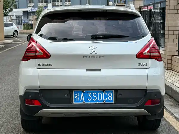 Peugeot 3008 2015