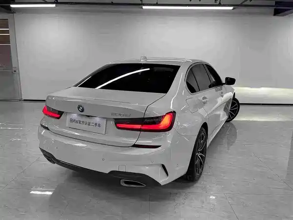 BMW 3 Series 2021