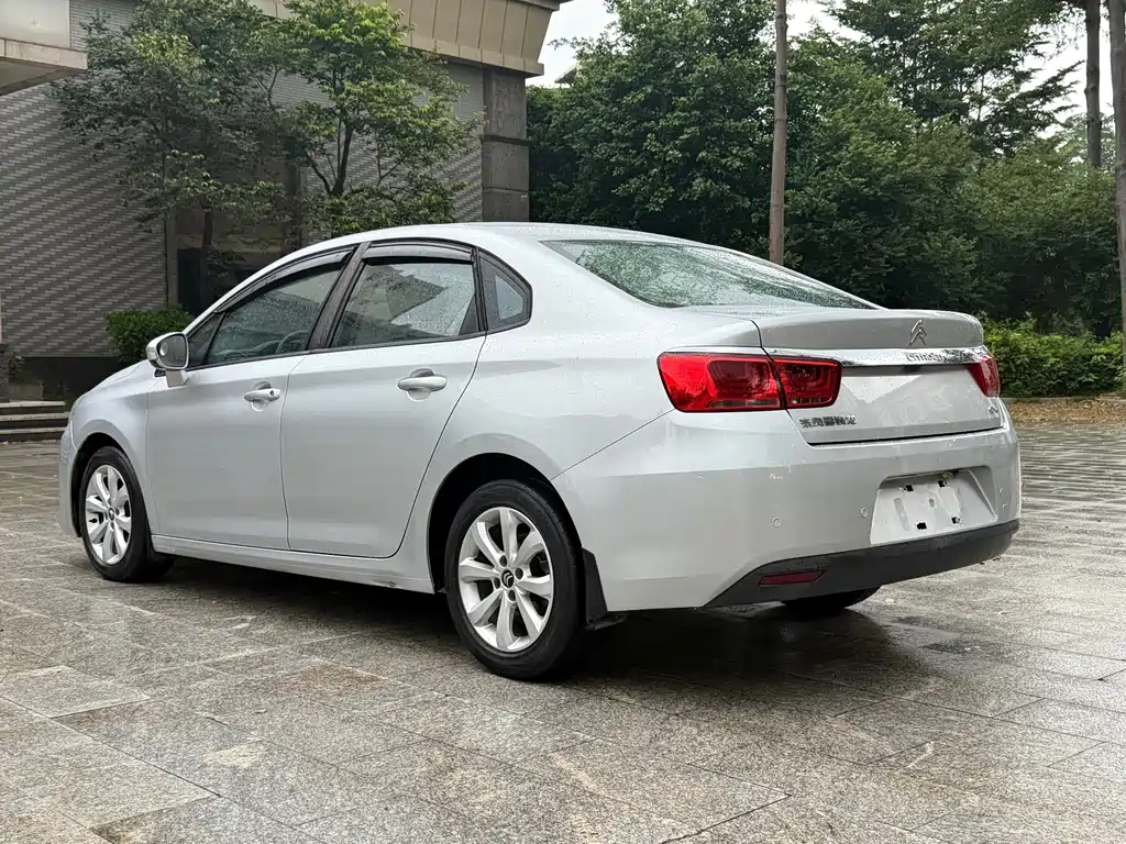 Citroën C4 Sega 2016 — фото 14