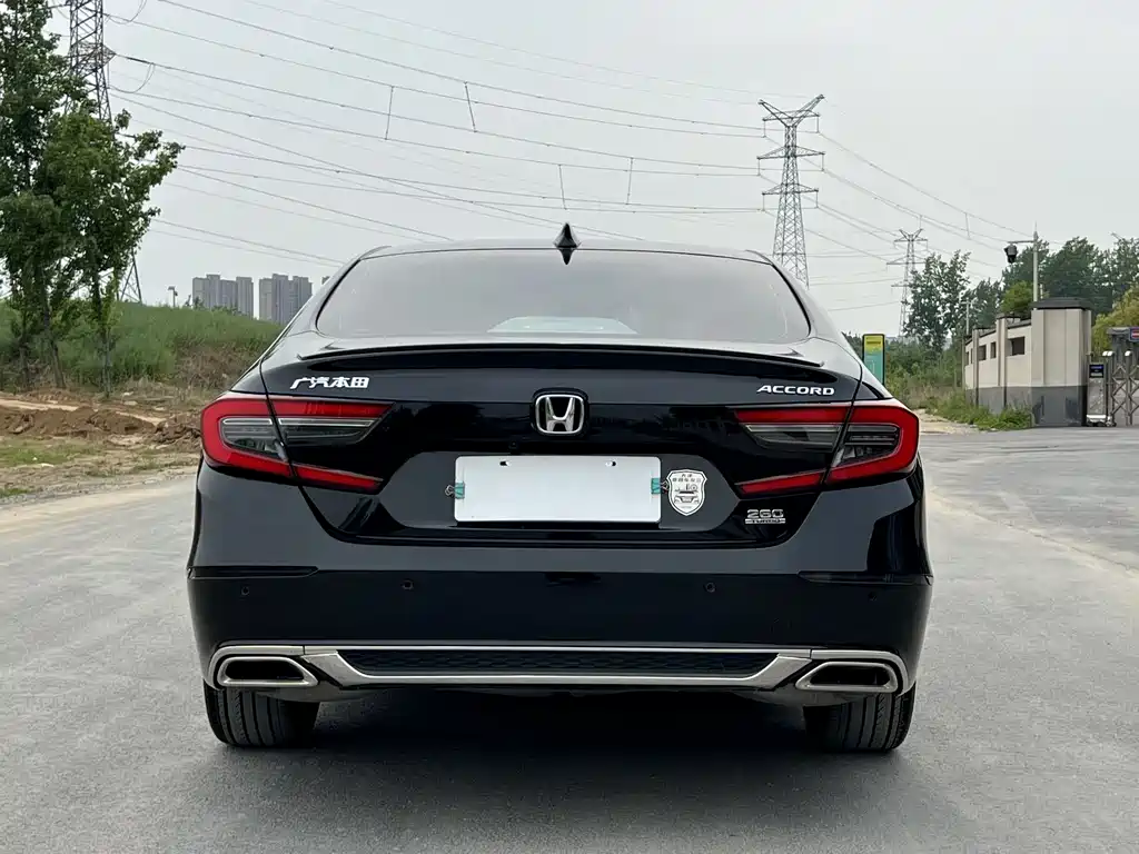Honda Accord 2023 — фото 6