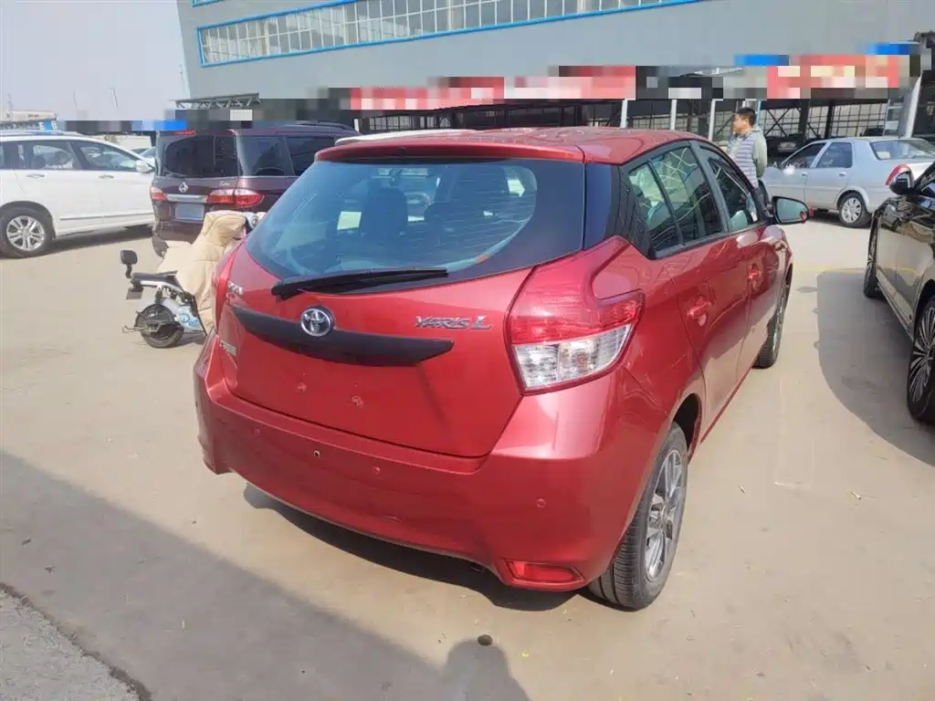 Toyota Yaris L 2016 — фото 7