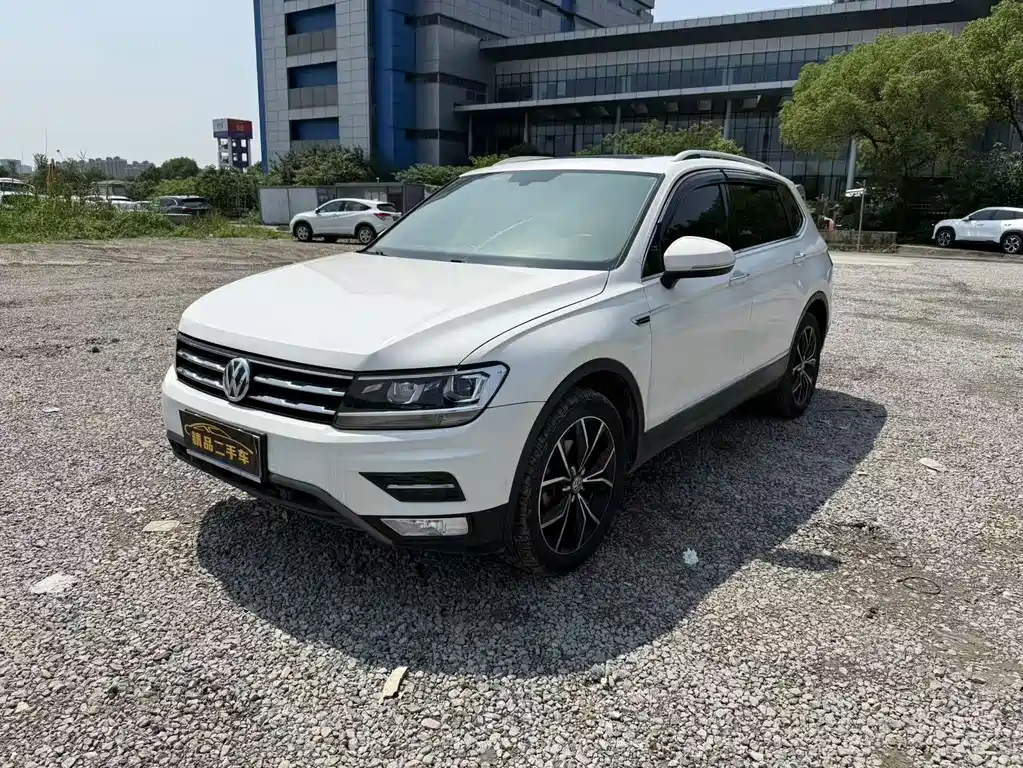 Volkswagen Tiguan L 2019 — фото 2