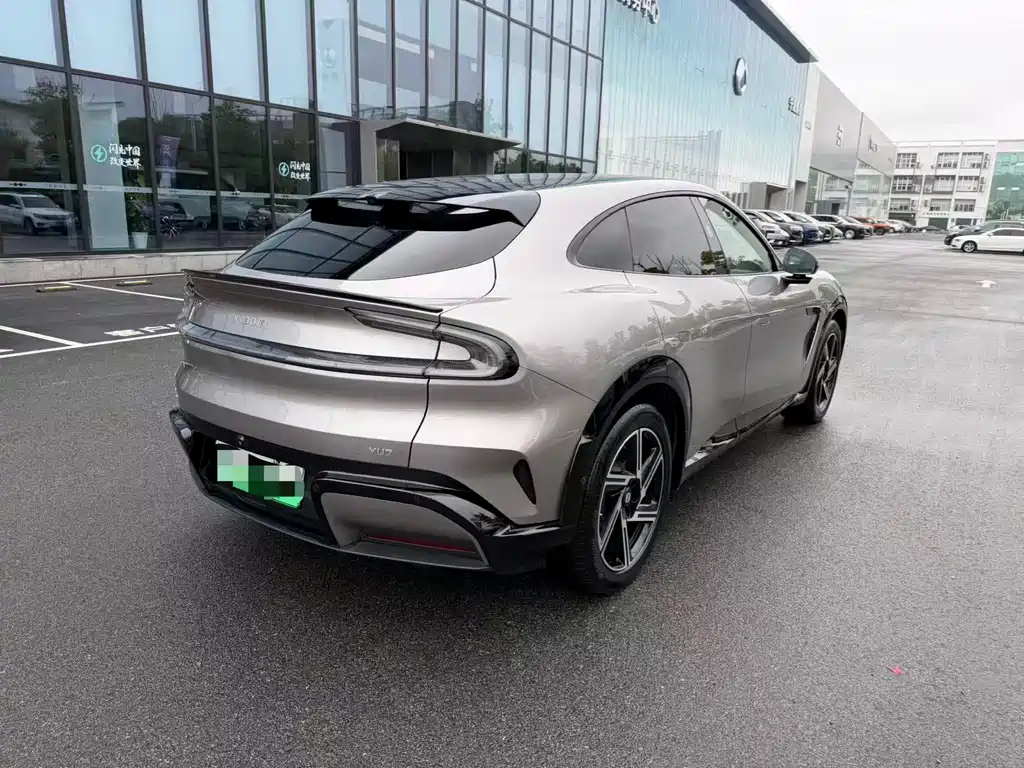 Xiaomi YU7 2025 — фото 15