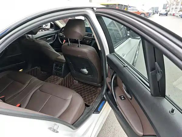 BMW 3 Series 2018