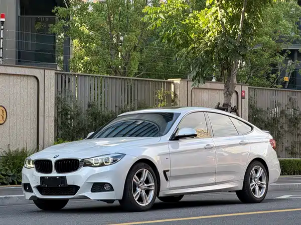 BMW 3 Series GT 2020