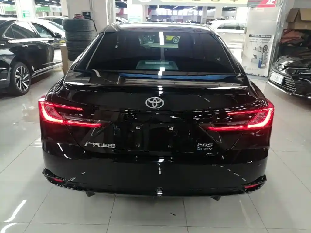 Toyota Camry 2024