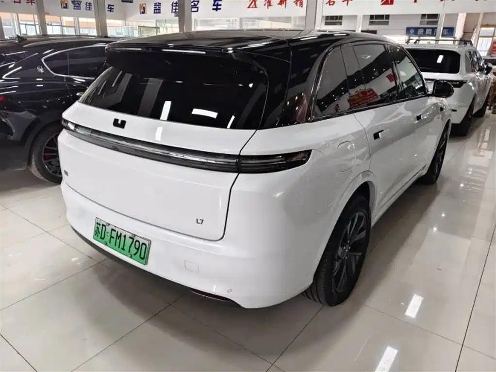 Li Auto Li L7 2023
