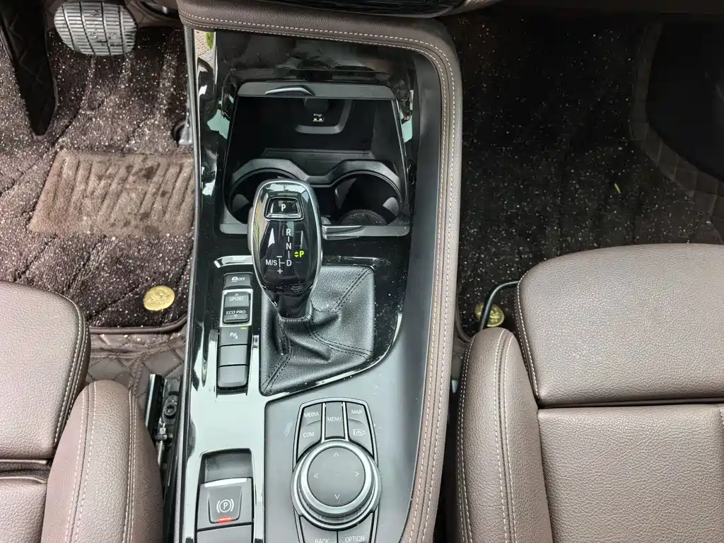 BMW X2 2023 — фото 17