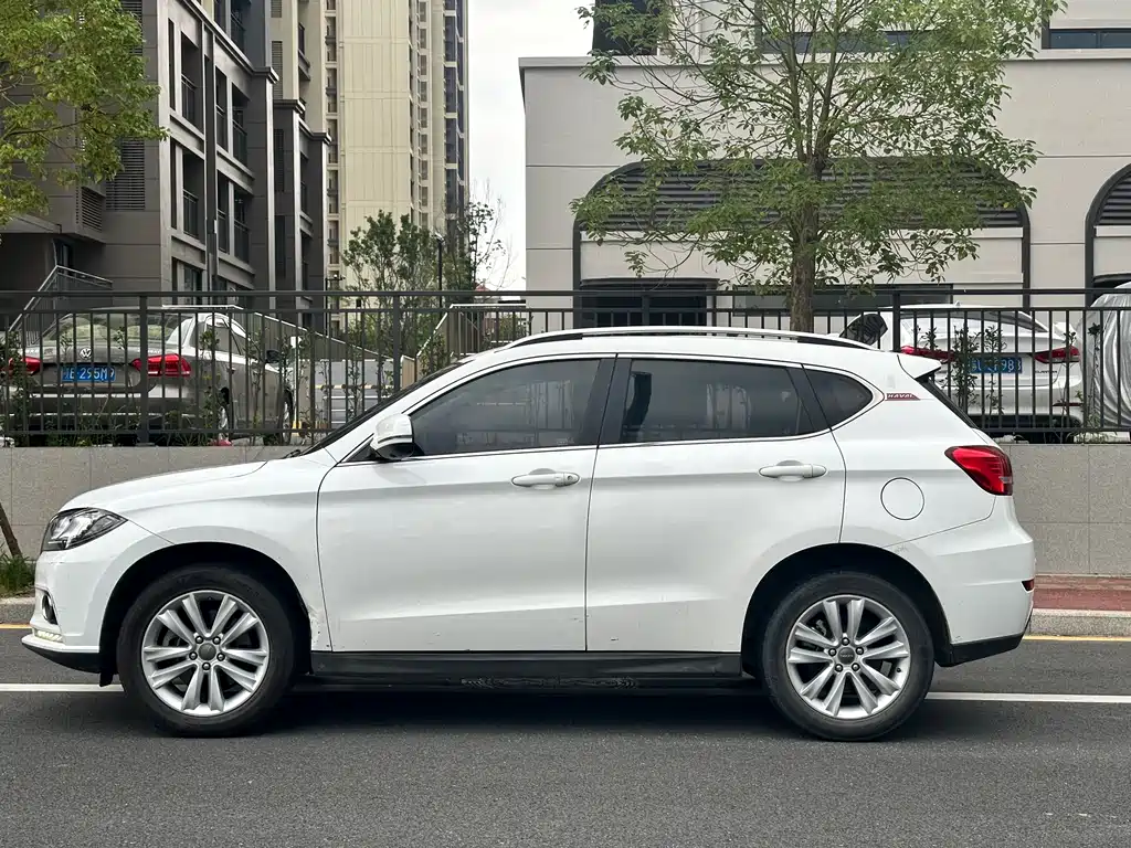 Haval H2 2016 — фото 7