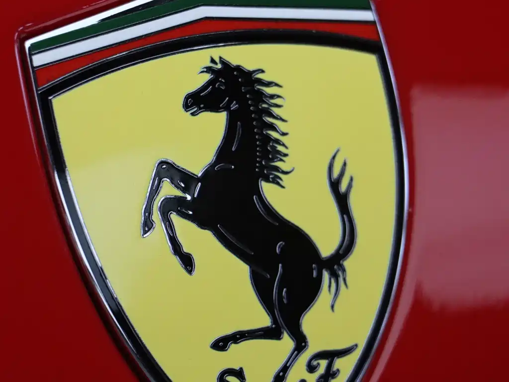 Ferrari 488 2017 — фото 15