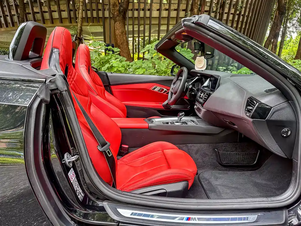 BMW Z4 2022 — фото 14