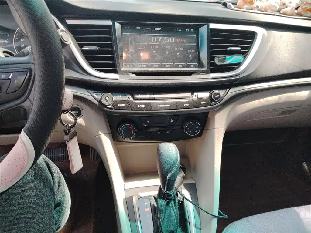 Buick Excelle 2015 — фото 14