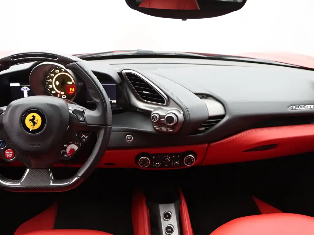 Ferrari 488 2017 — фото 19