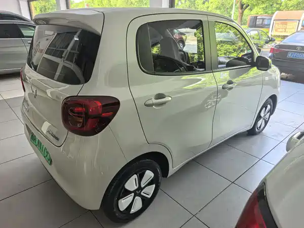 Wuling Hongguang MINIEV 2025