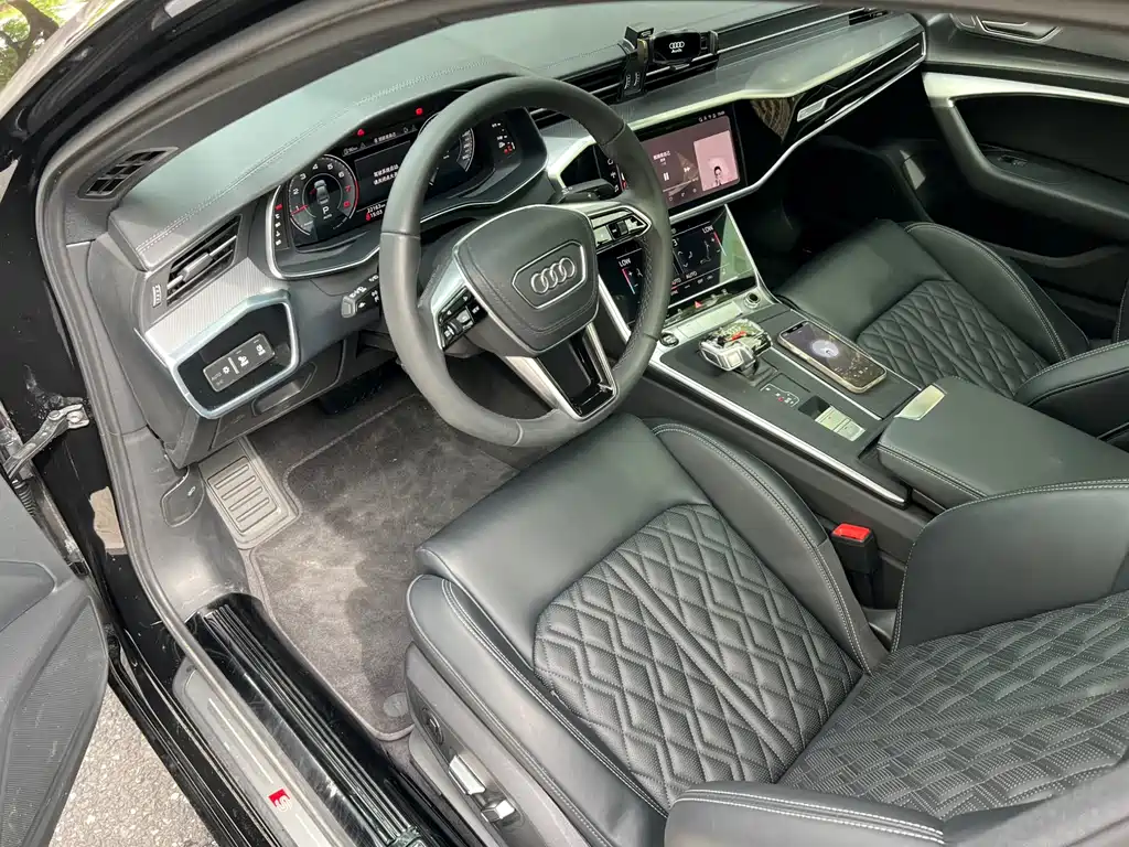 Audi A6L 2025