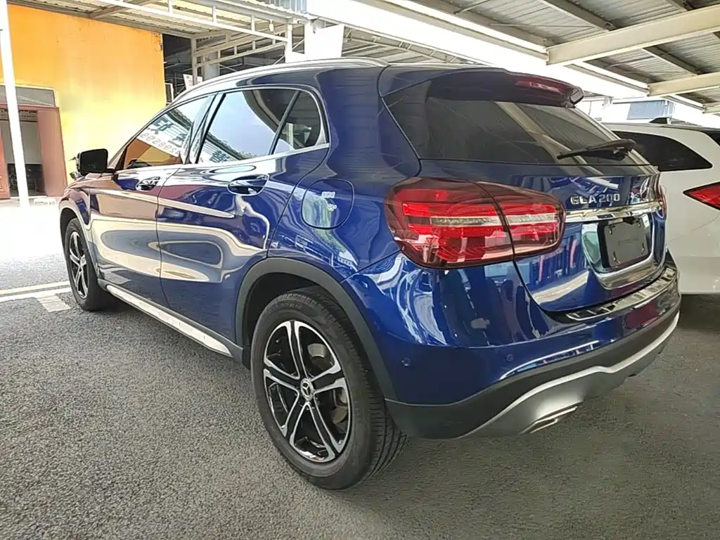 Mercedes-Benz GLA 2018 — фото 5