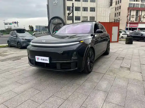 Li Auto L7 2024