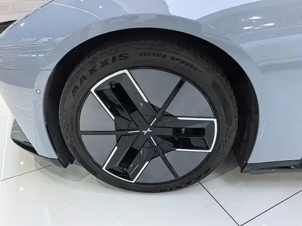 XPeng P7 2025