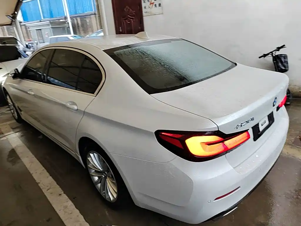 BMW 5 Series 2022