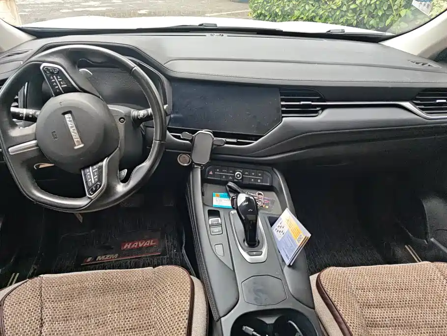 Haval F7 2018 — фото 12