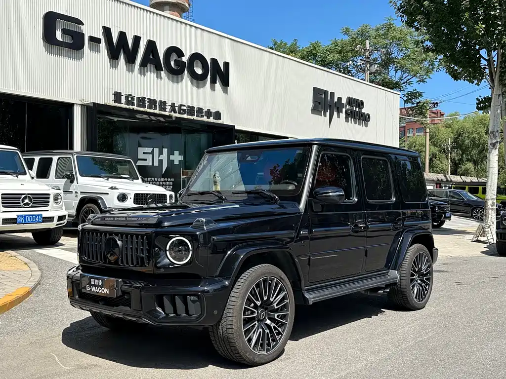 Mercedes-Benz G-Class AMG 2025 — фото 1