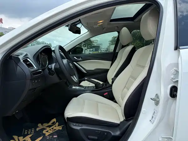 Mazda Atenza 2015