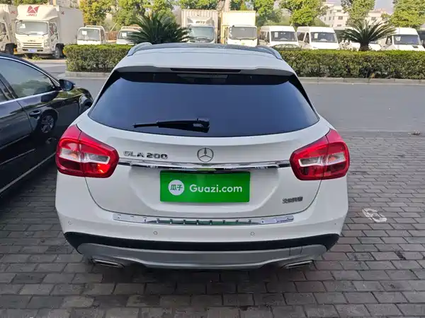 Mercedes-Benz GLA 2016