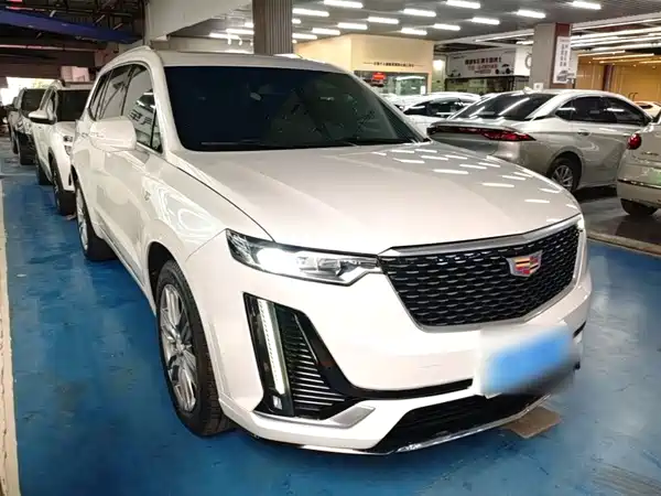 Cadillac XT6 2021