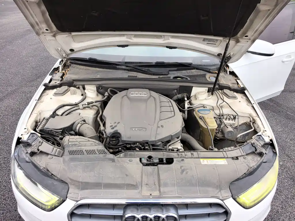 Audi A4L 2015 — фото 18