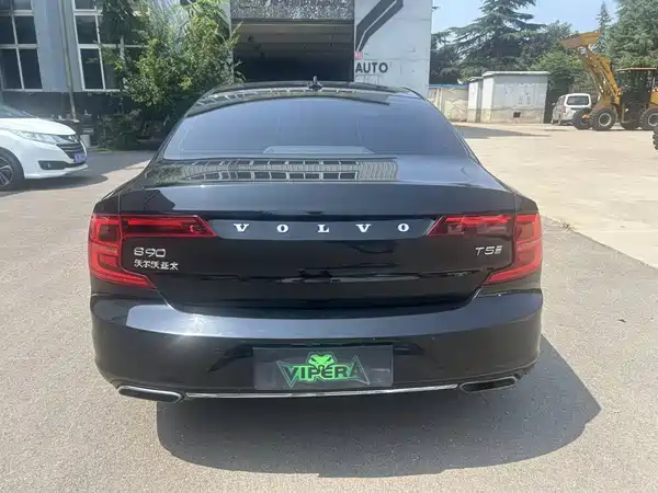 Volvo S90 2018