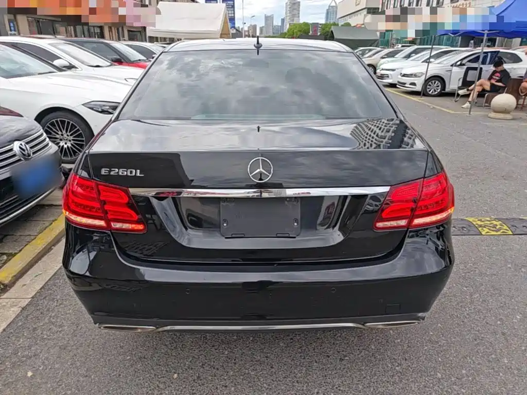 Mercedes-Benz E-Class 2015