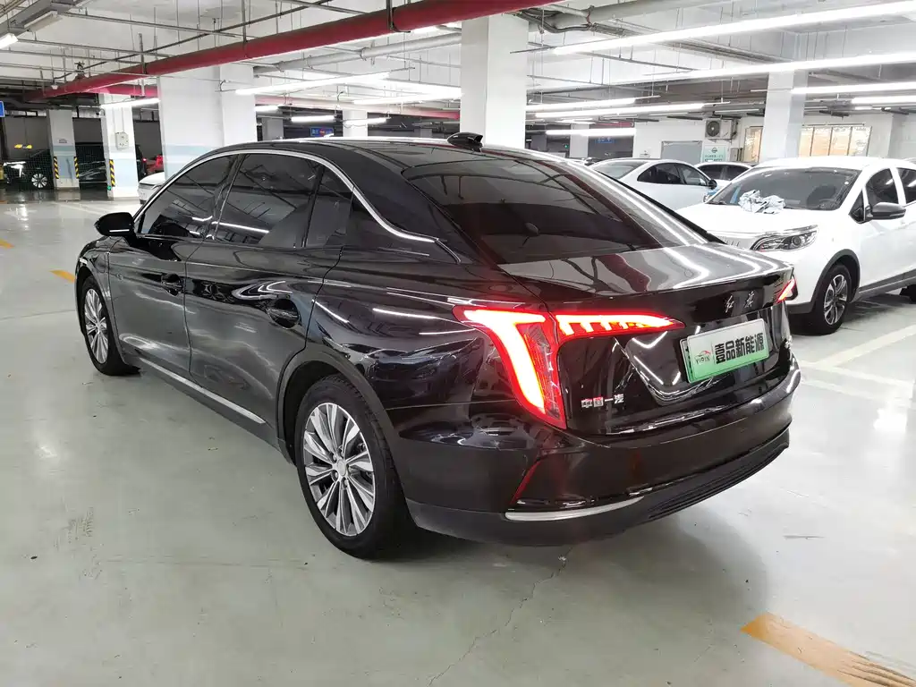 Hongqi E-QM5 2023 — фото 10