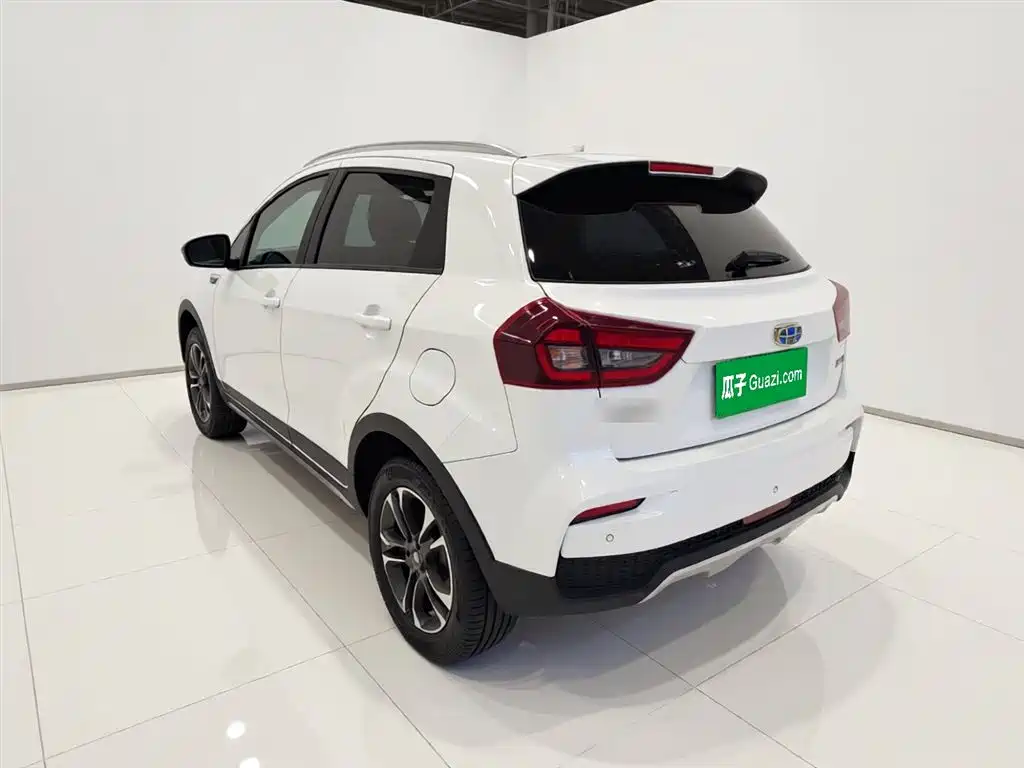 Geely Vision X3 2020 — фото 5