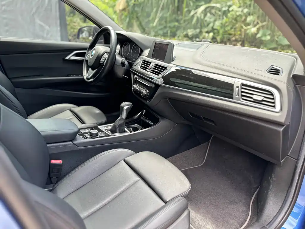 BMW 1 Series 2018