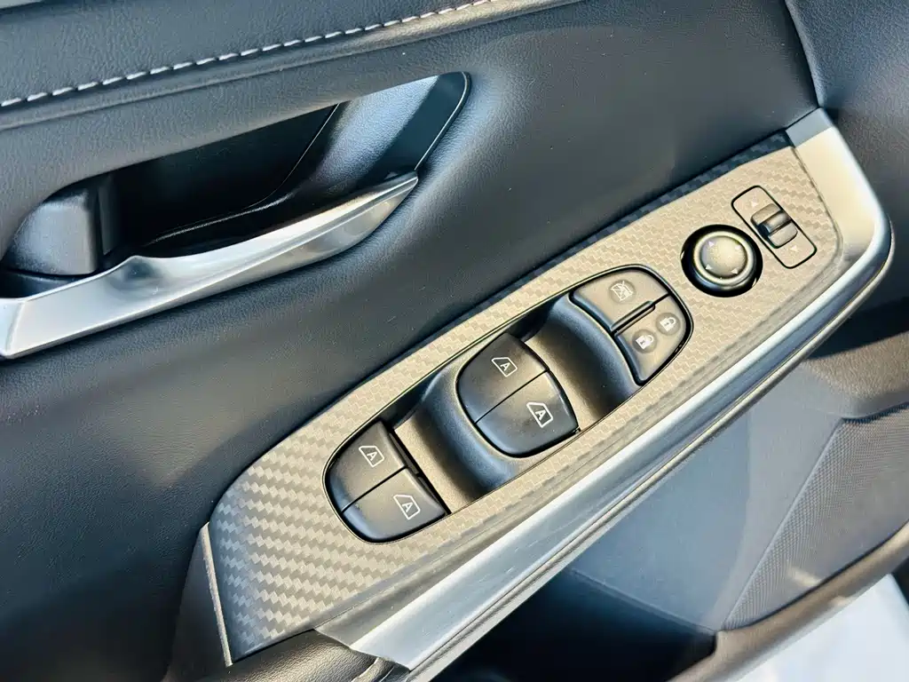 Nissan Sylphy 2025 — фото 15