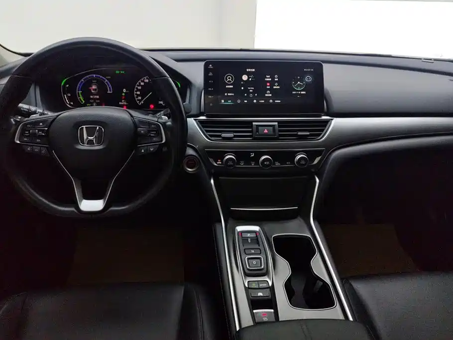 Honda Accord 2023 — фото 12