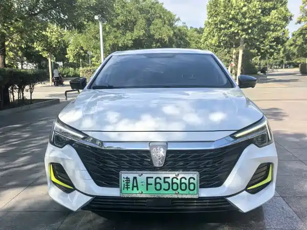 Roewe i6 MAX New Energy 2020