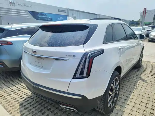 Cadillac XT5 2024