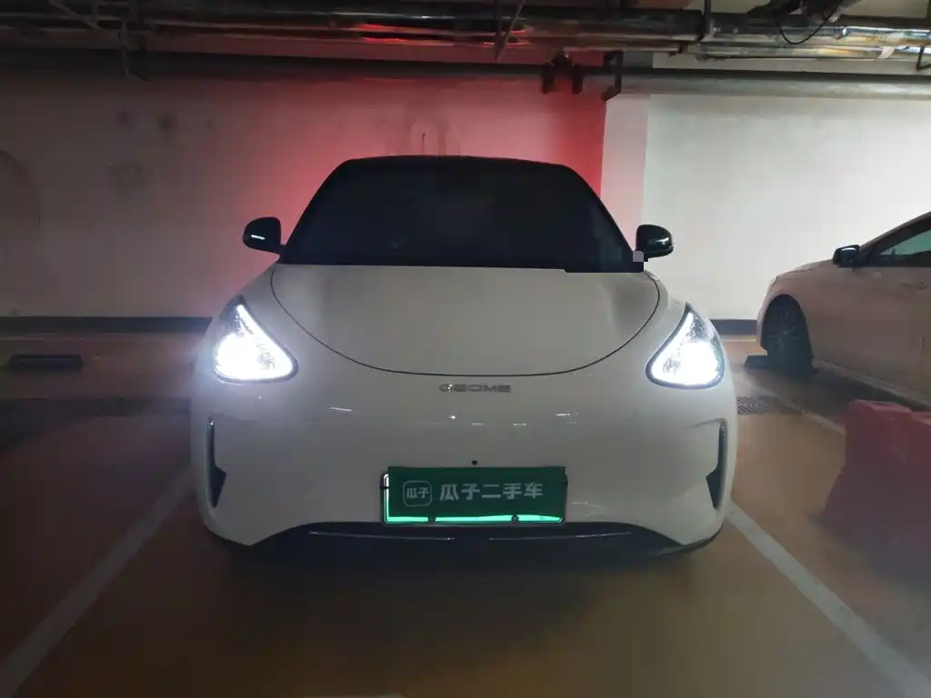 Geely Galaxy Starwish 2025 — фото 2